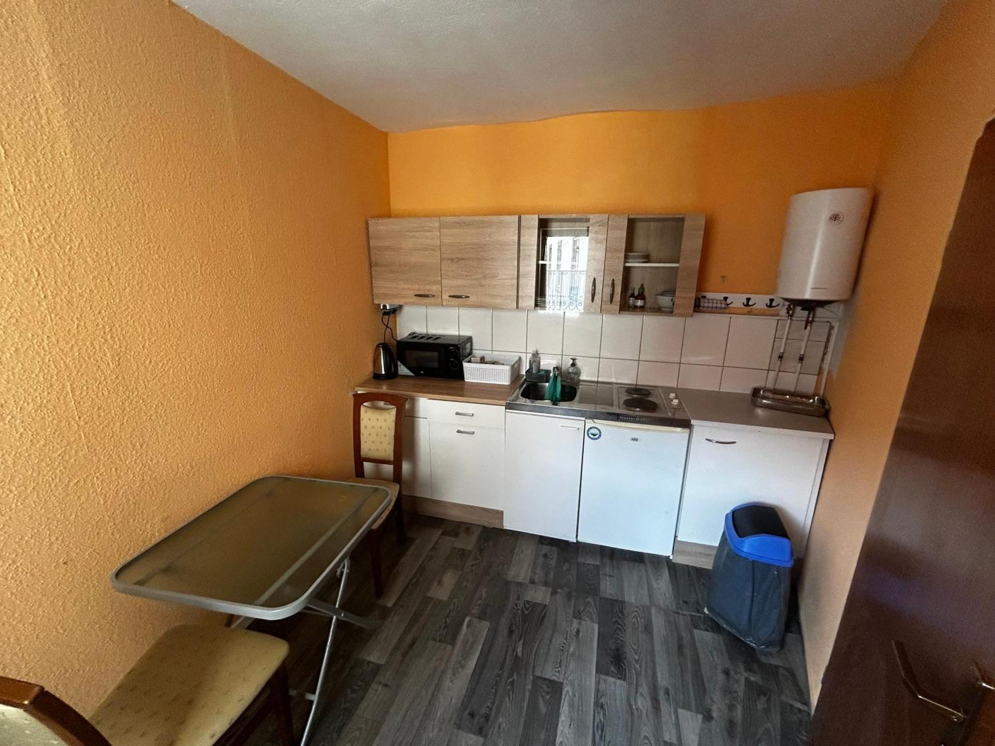 Ferienwohnung #2 In Der Altstadt Von Stadtroda Екстериор снимка