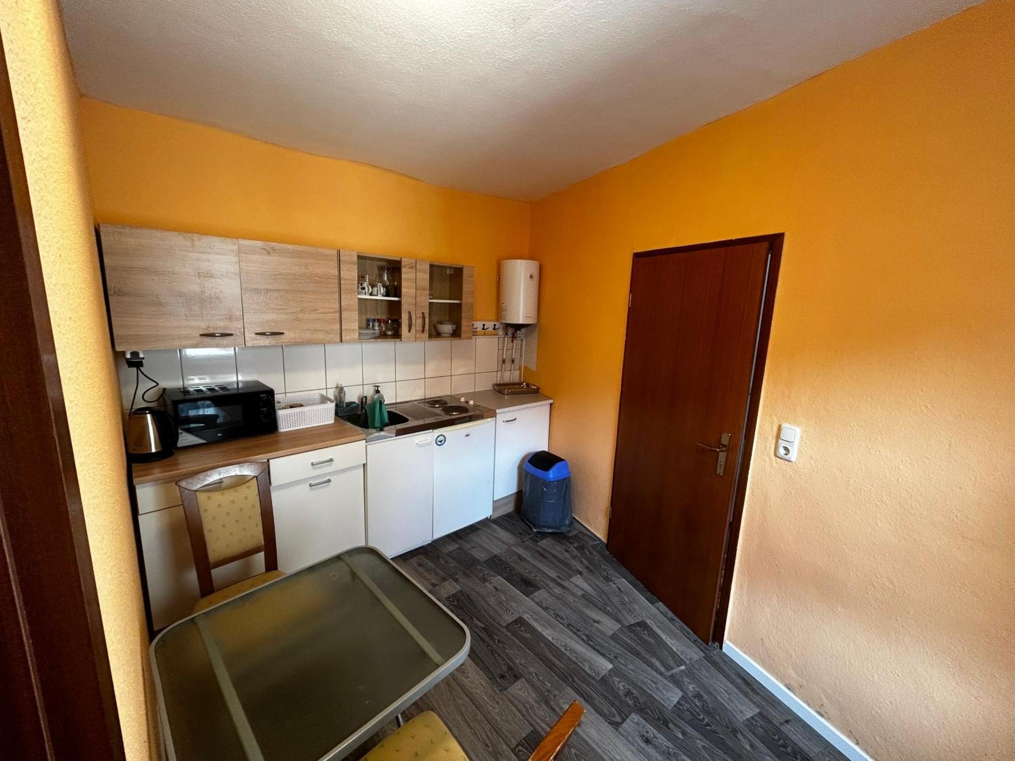 Ferienwohnung #2 In Der Altstadt Von Stadtroda Екстериор снимка